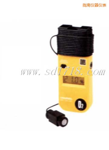 �]����������x